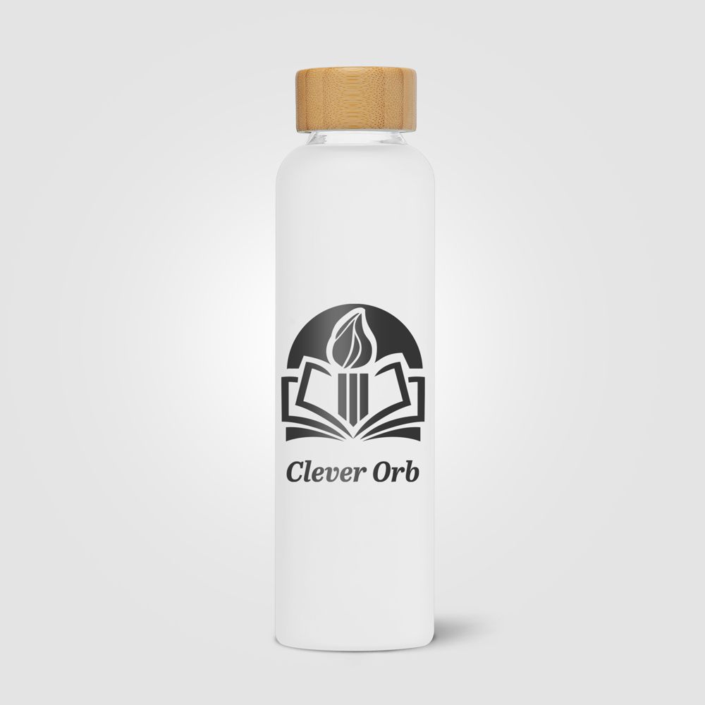 Lucerne - 590 ml Borosilikat-Glasflasche in Milchglasoptik mit Bambus-Deckel