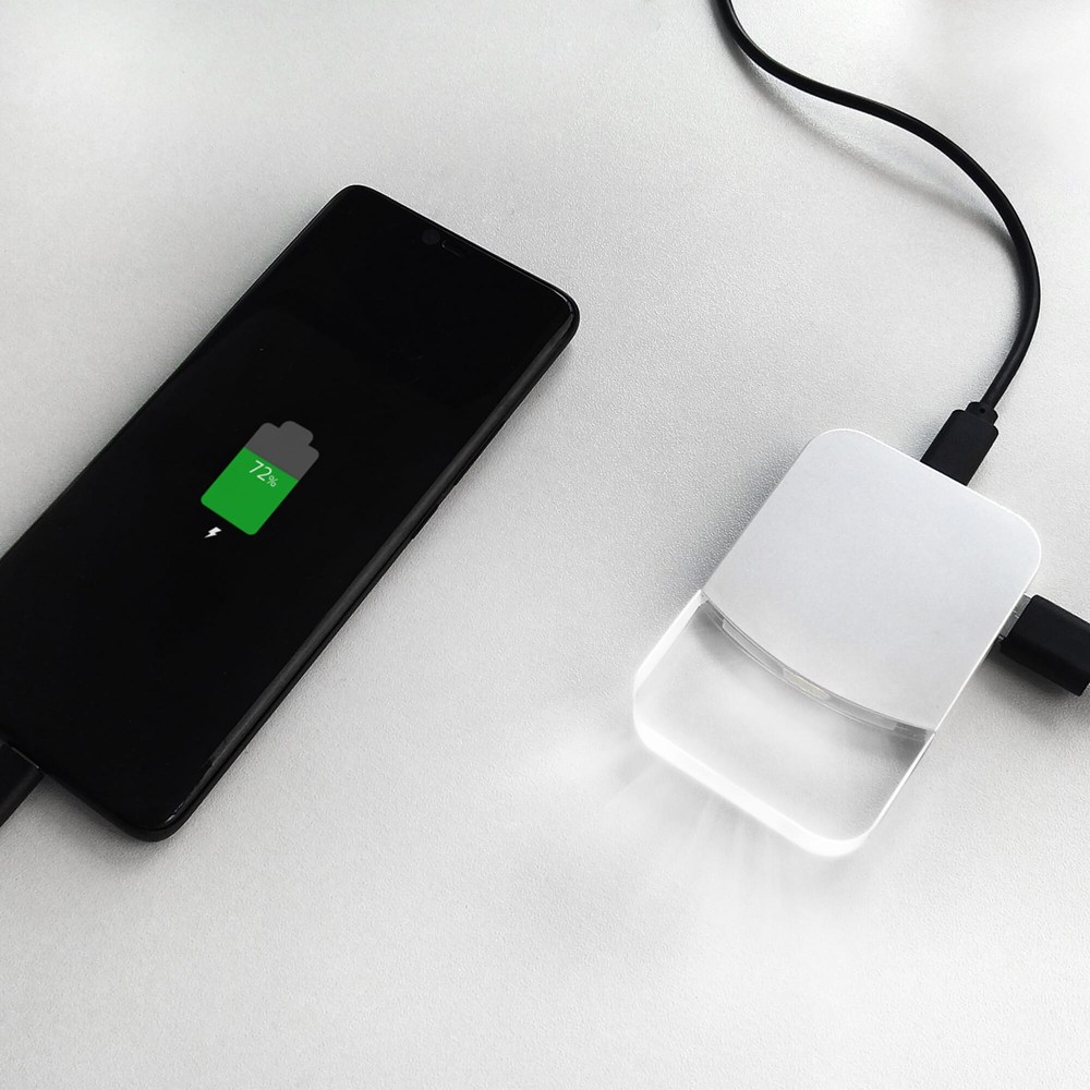 2598 | Xoopar iLo Mini Hub– 4 in 1 Adapter – USB 2.0 Data Transfer - Splitter 2598 | Xoopar iLo Mini Hub– 4 in 1 Adapter – USB 2.0 Data Transfer - Splitter