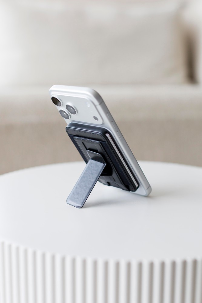 BrandCharger KartenhÃ¼lle Wally Stand Pro